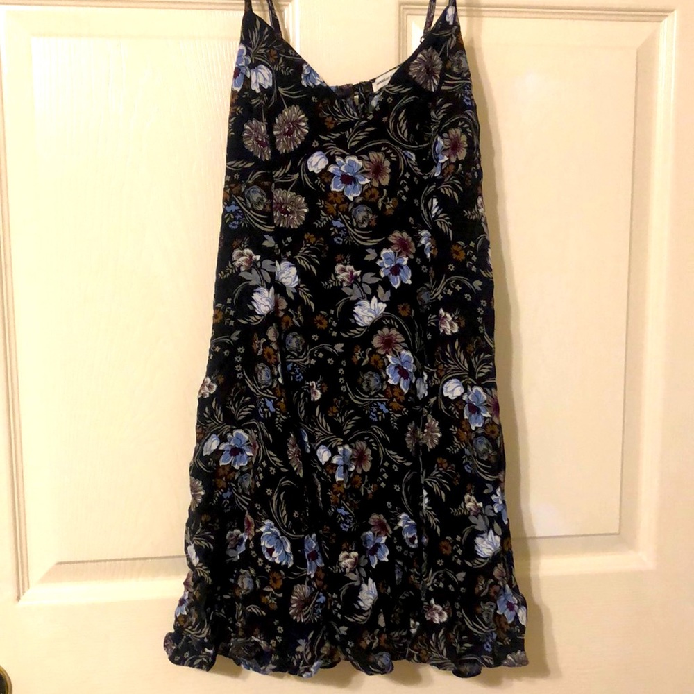 Black Flower Patterned Dress